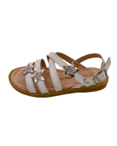 SANDALIA CON TIRAS Y ESTRELLAS COLOR BLANCO CONGUITOS